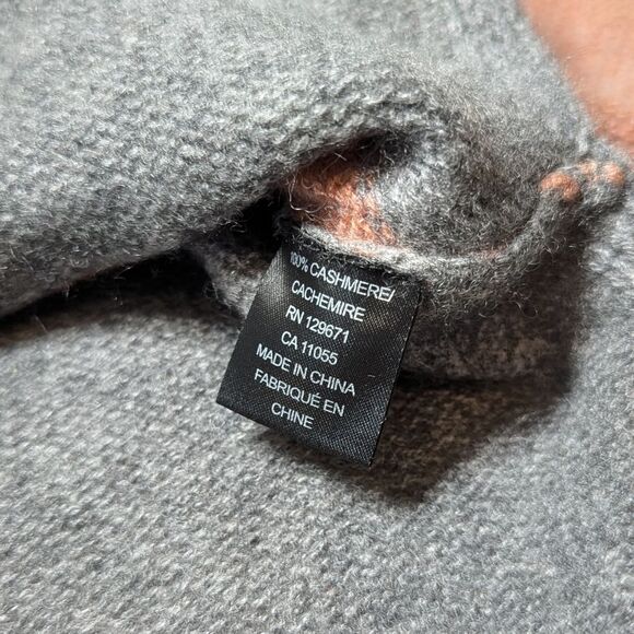 360 Cashmere Hailey 100% Cashmere Crew Sweater - Picture 13 of 14